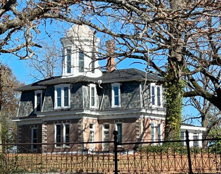 Steele Mansion Hartville